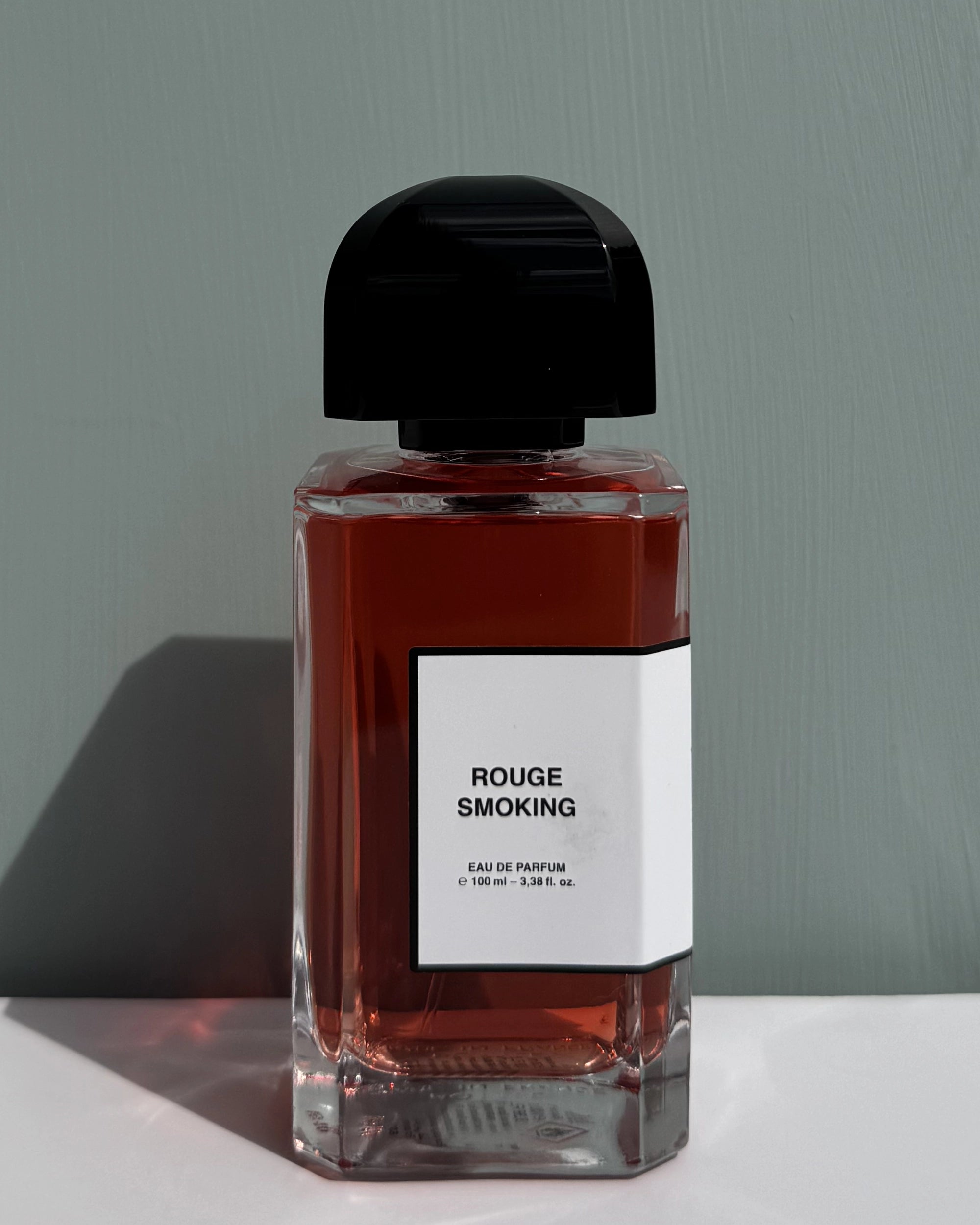 Rouge Smoking