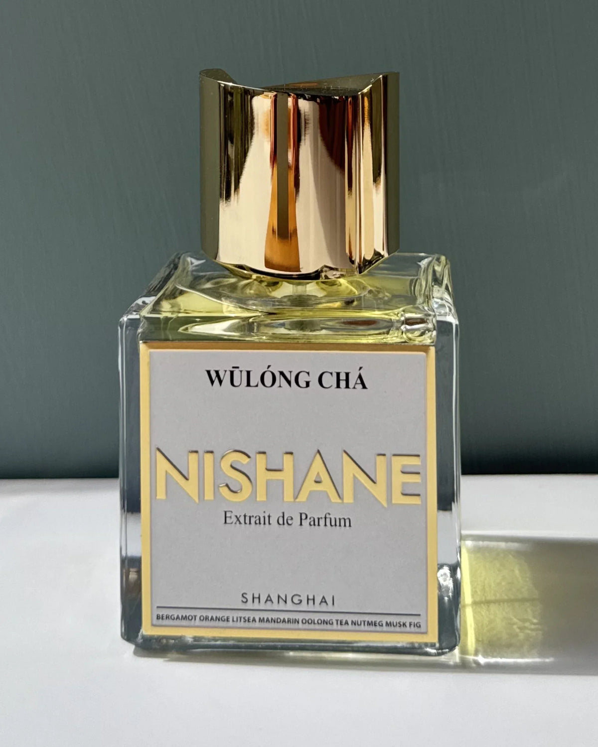 Nishane Wūlóng Chá fragrance decant bottle